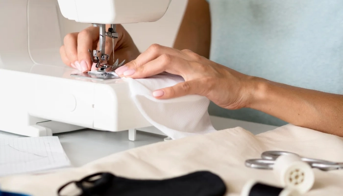 Jaka maszyna do szycia dla początkujących? Jaką wybrać i na co zwrócić uwagę