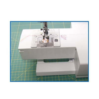 BERNINA SG-7 Maszyna do szycia wieloczynnościowa sterowana komputerowo, 80 programów szycia