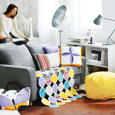 PFAFF PASSPORT 2.0 Maszyna do szycia wieloczynnościowa sterowana komputerowo, 70 ściegów, automatyczne obszywanie dziurki, system ITD