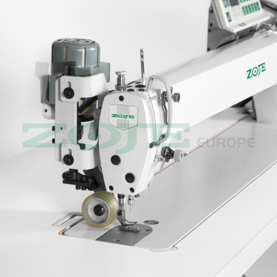 ZOJE ZJ9701LAR-D3-800/PF SET Automatyczna stebnówka długoramienna z pullerem - maszyna do szycia kompletna